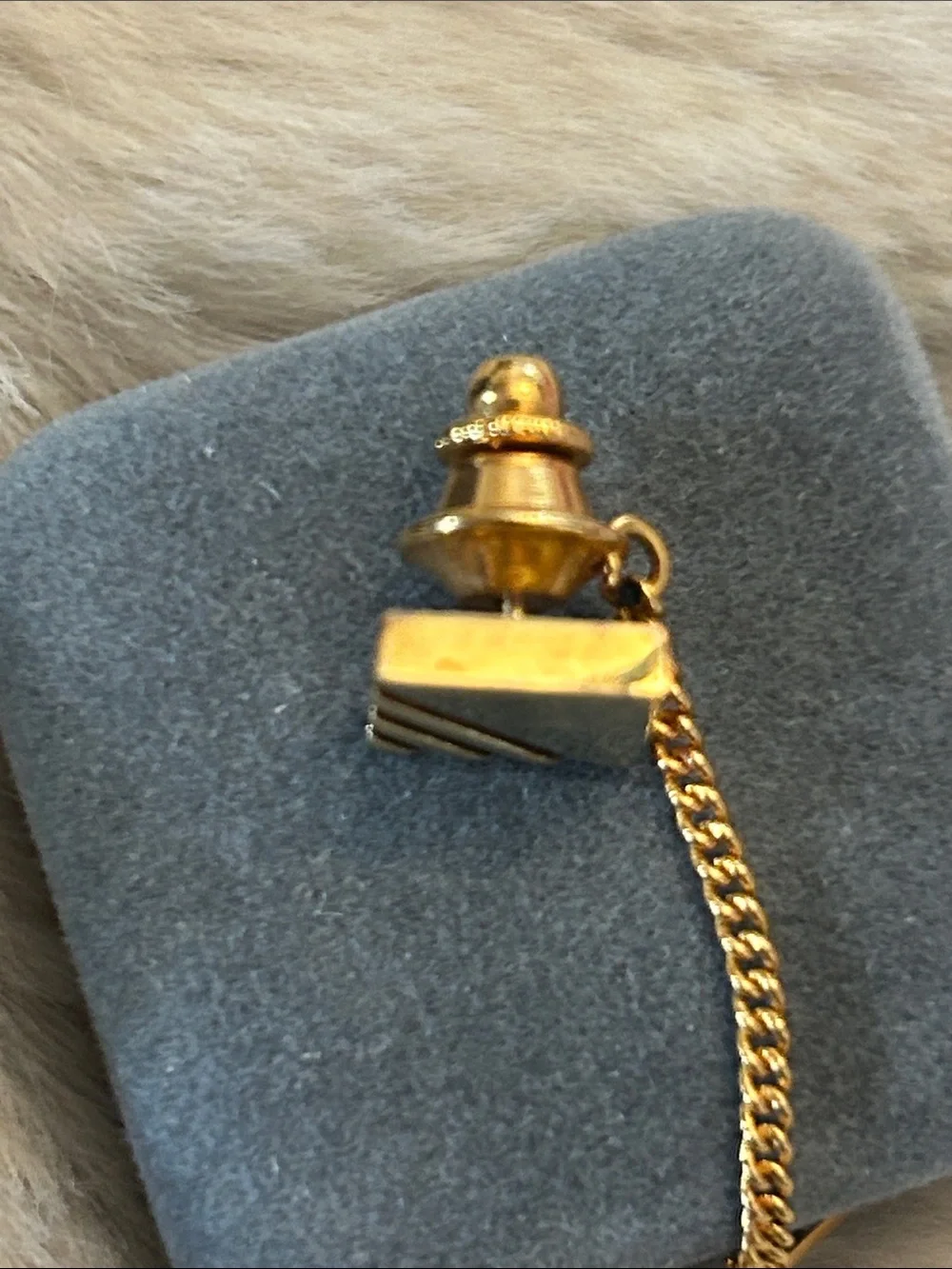 Christian Dior Vintage 70’s/80’s gold tone square cuff link set in original box